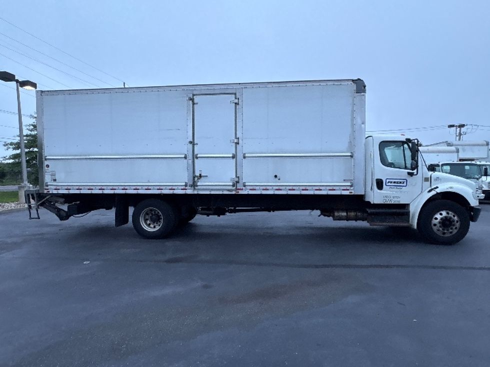 Medium Duty Box Truck-Light and Medium Duty Trucks-Freightliner-2019-M2-West Babylon-NY-147,718\n\t\tmiles-$ 62,250 - Image 15