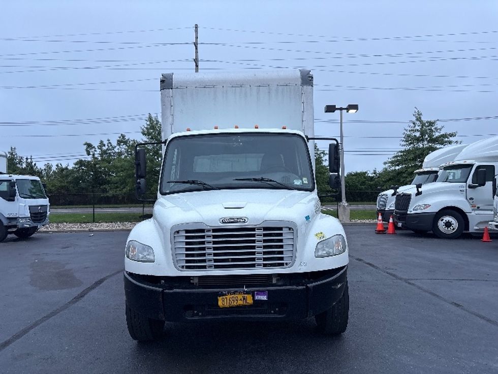 Medium Duty Box Truck-Light and Medium Duty Trucks-Freightliner-2019-M2-West Babylon-NY-147,718\n\t\tmiles-$ 62,250 - Image 2