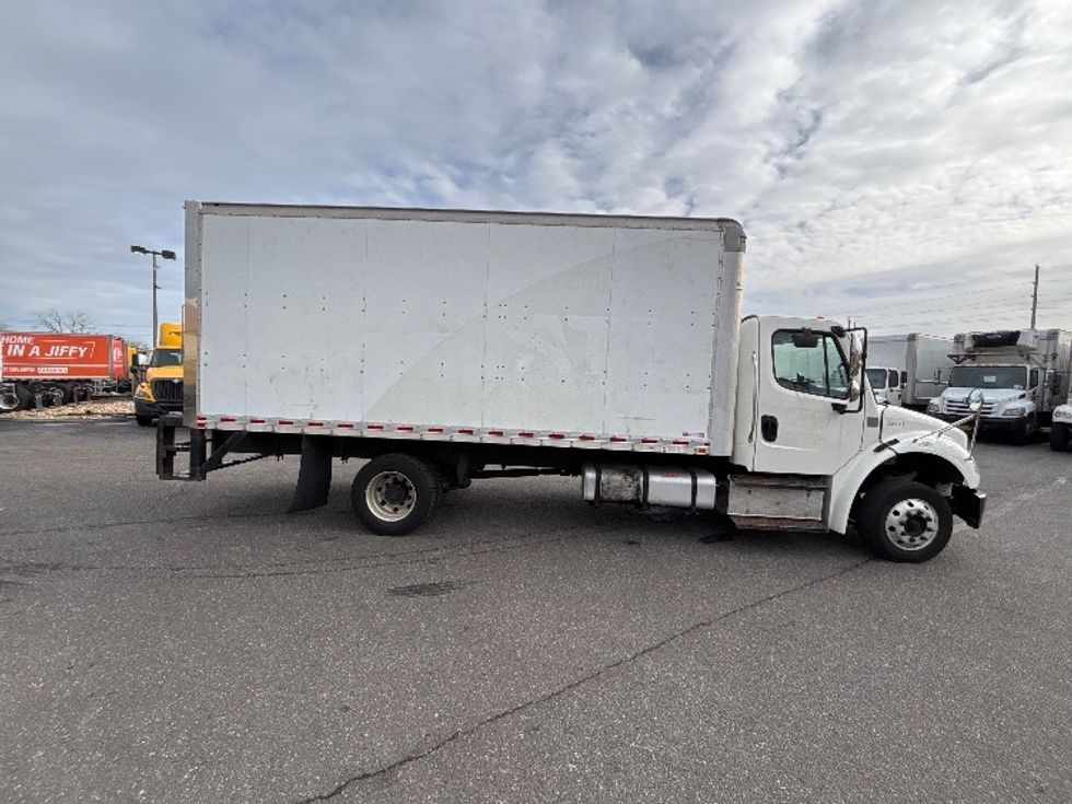 Medium Duty Box Truck-Light and Medium Duty Trucks-Freightliner-2019-M2-West Babylon-NY-154,196\n\t\tmiles-$ 38,000 - Image 14