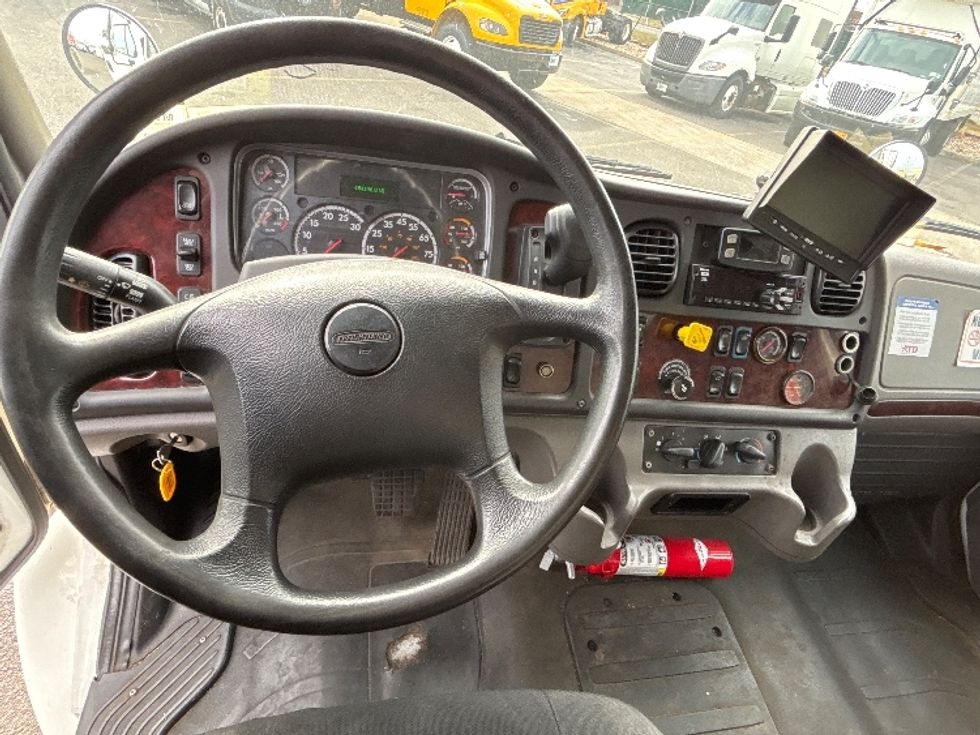 Medium Duty Box Truck-Light and Medium Duty Trucks-Freightliner-2019-M2-West Babylon-NY-154,196\n\t\tmiles-$ 38,000 - Image 17