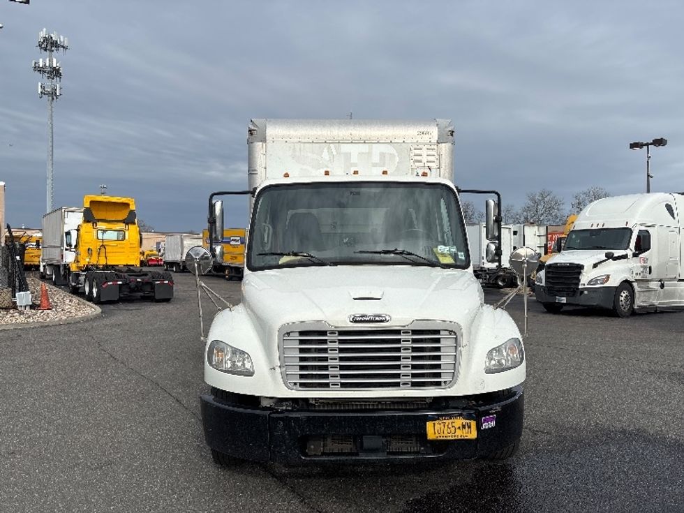 Medium Duty Box Truck-Light and Medium Duty Trucks-Freightliner-2019-M2-West Babylon-NY-154,196\n\t\tmiles-$ 38,000 - Image 2