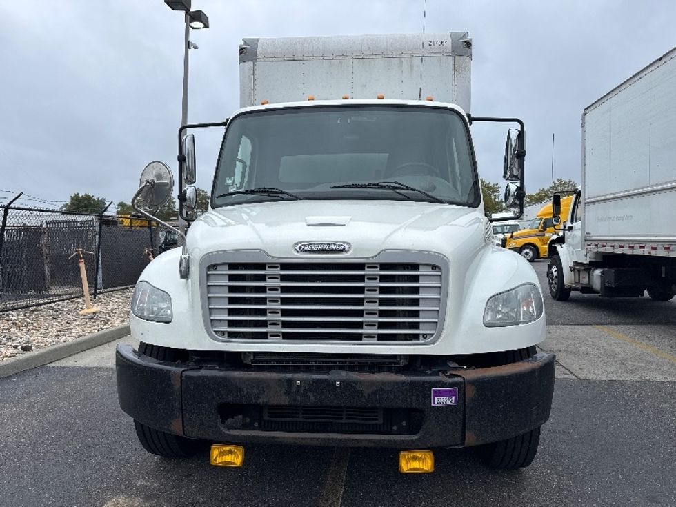 Medium Duty Box Truck-Light and Medium Duty Trucks-Freightliner-2019-M2-West Babylon-NY-219,123\n\t\tmiles-$ 32,750 - Image 2