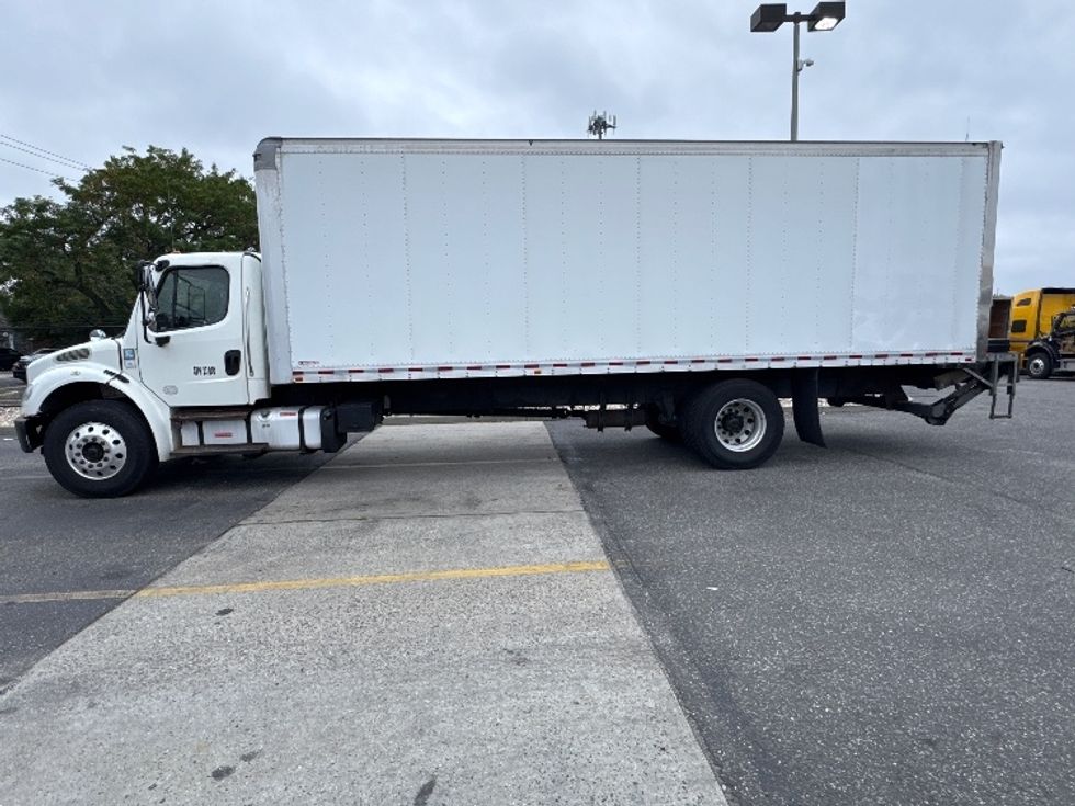 Medium Duty Box Truck-Light and Medium Duty Trucks-Freightliner-2019-M2-West Babylon-NY-219,123\n\t\tmiles-$ 32,750 - Image 4