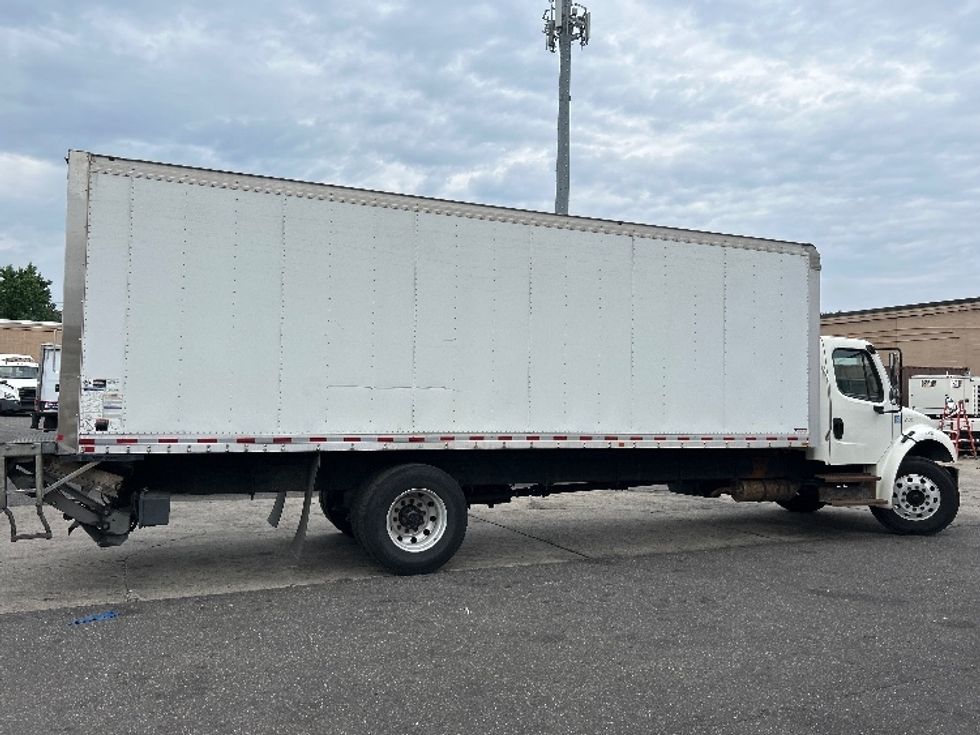 Medium Duty Box Truck-Light and Medium Duty Trucks-Freightliner-2019-M2-West Babylon-NY-237,910\n\t\tmiles-$ 29,750 - Image 14