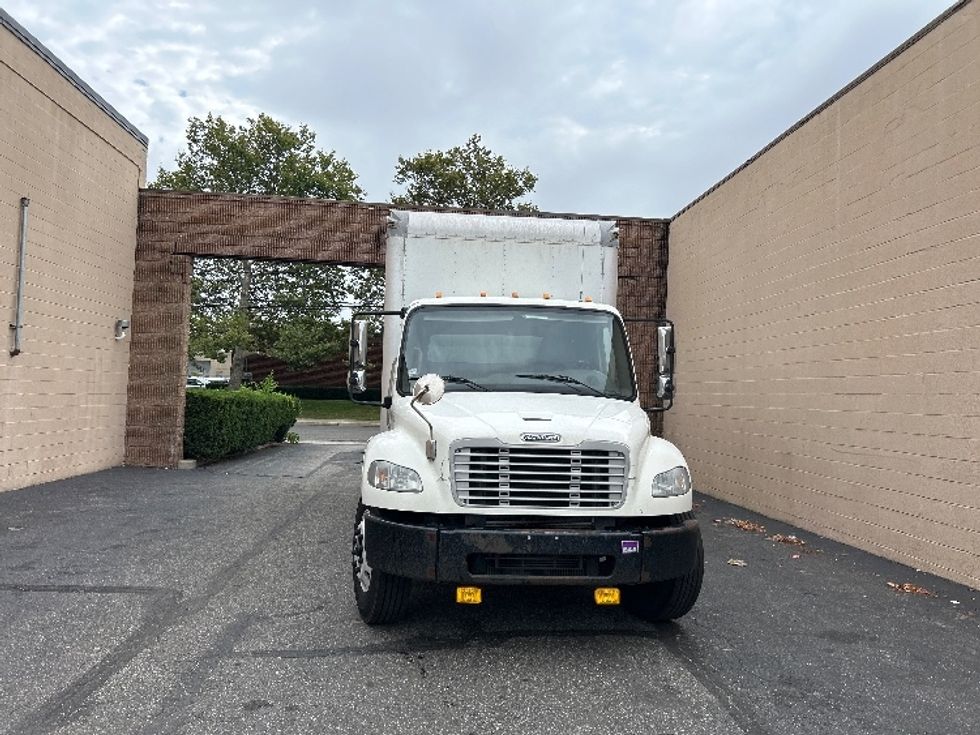 Medium Duty Box Truck-Light and Medium Duty Trucks-Freightliner-2019-M2-West Babylon-NY-237,910\n\t\tmiles-$ 29,750 - Image 2