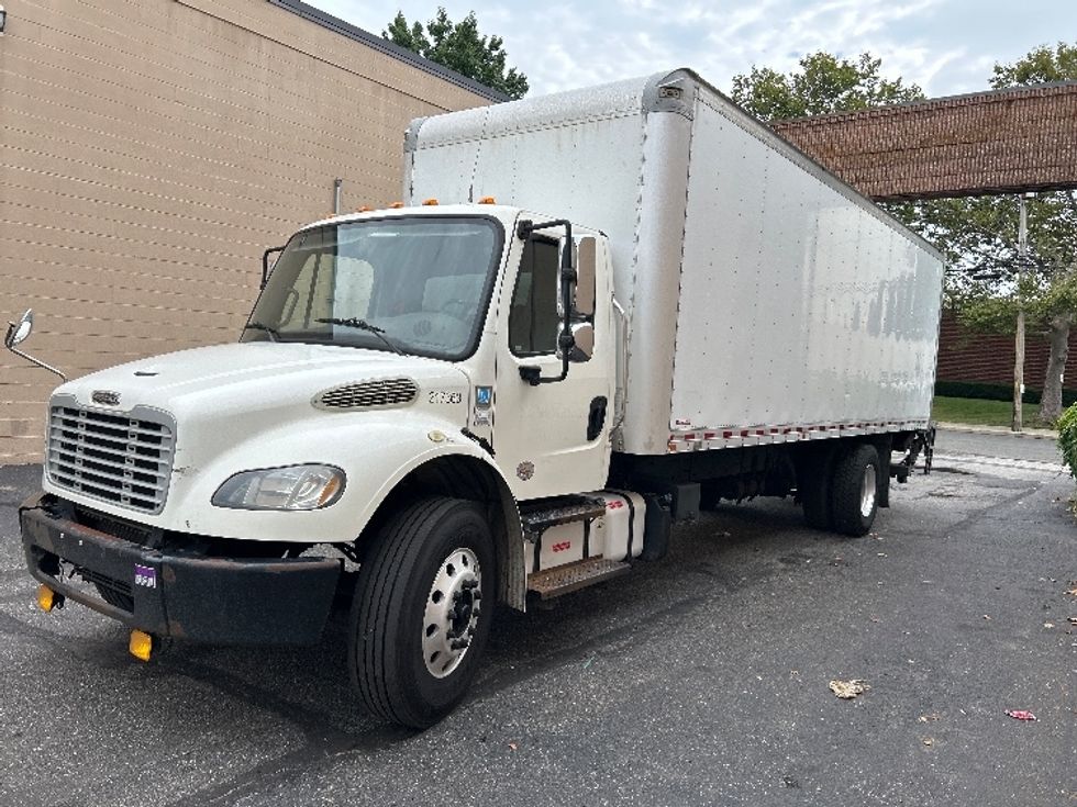 Medium Duty Box Truck-Light and Medium Duty Trucks-Freightliner-2019-M2-West Babylon-NY-237,910\n\t\tmiles-$ 29,750 - Image 3