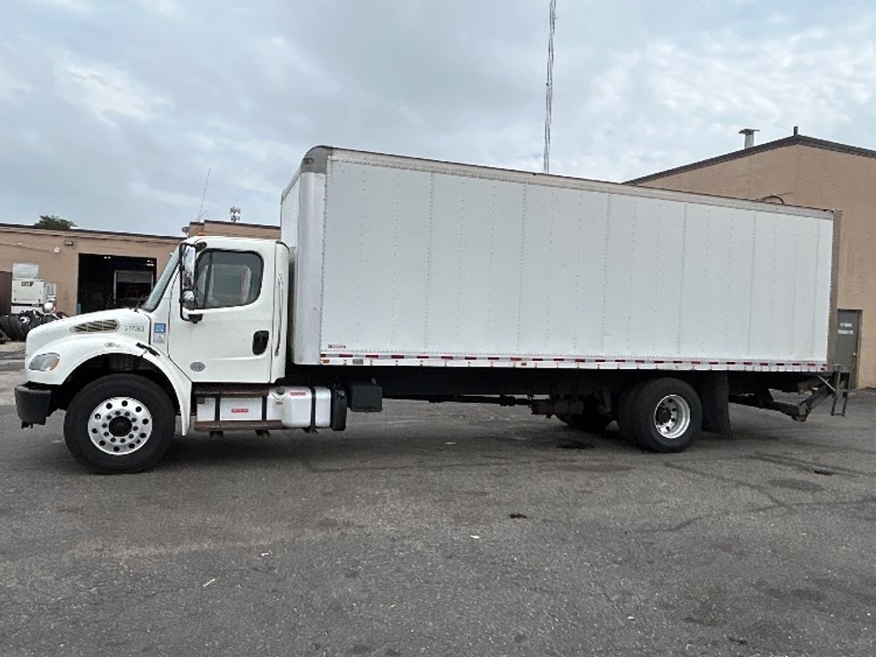 Medium Duty Box Truck-Light and Medium Duty Trucks-Freightliner-2019-M2-West Babylon-NY-237,910\n\t\tmiles-$ 29,750 - Image 4