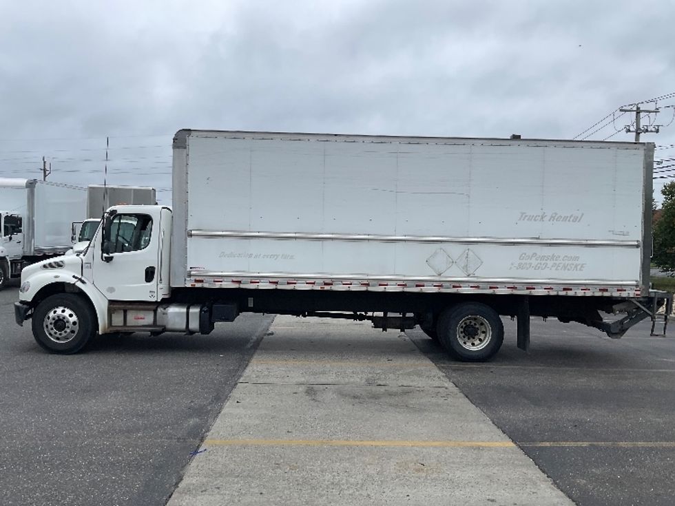 Medium Duty Box Truck-Light and Medium Duty Trucks-Freightliner-2019-M2-West Babylon-NY-241,286\n\t\tmiles-$ 39,750 - Image 4