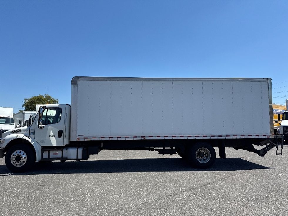 Medium Duty Box Truck-Light and Medium Duty Trucks-Freightliner-2019-M2-West Babylon-NY-271,570\n\t\tmiles-$ 25,000 - Image 4