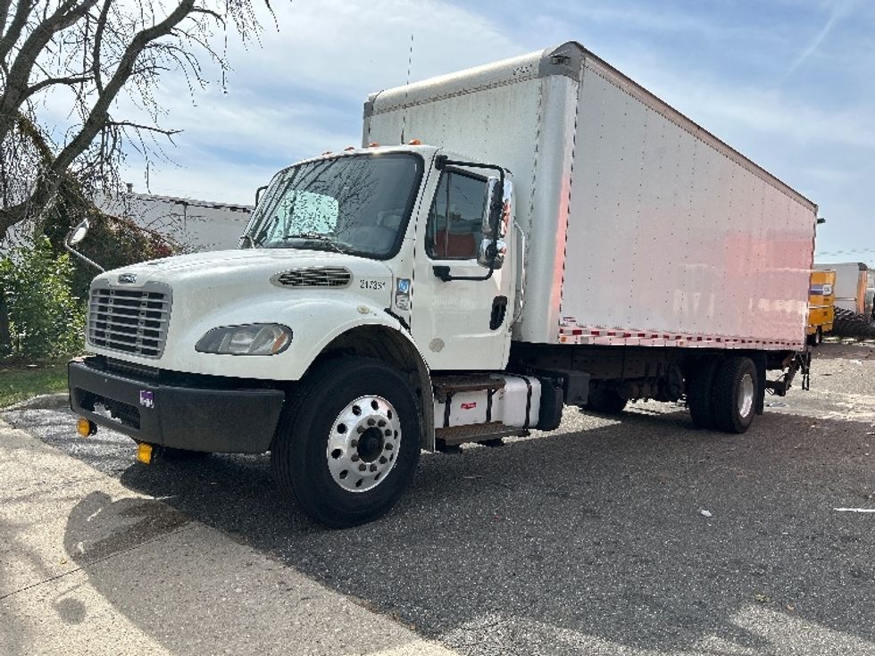 2019 Freightliner M2 106 Medium Duty photo 3