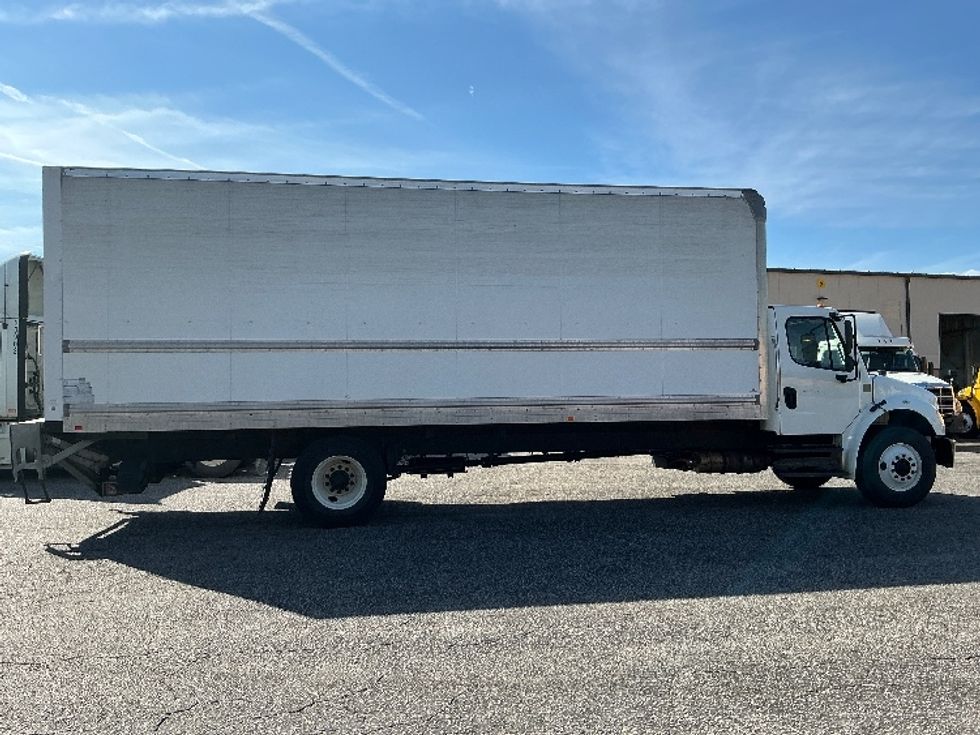Medium Duty Box Truck-Light and Medium Duty Trucks-Freightliner-2019-M2-West Columbia-SC-139,235\n\t\tmiles-$ 58,750 - Image 15