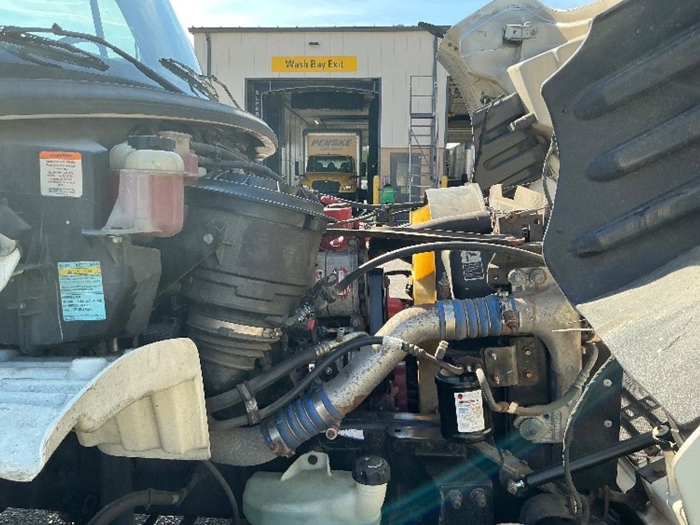 Medium Duty Box Truck-Light and Medium Duty Trucks-Freightliner-2019-M2-West Columbia-SC-139,235\n\t\tmiles-$ 58,750 - Image 21