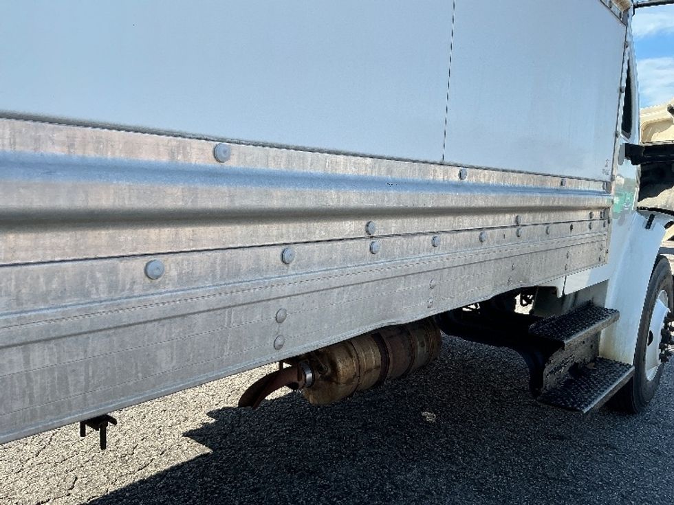 Medium Duty Box Truck-Light and Medium Duty Trucks-Freightliner-2019-M2-West Columbia-SC-139,235\n\t\tmiles-$ 58,750 - Image 26