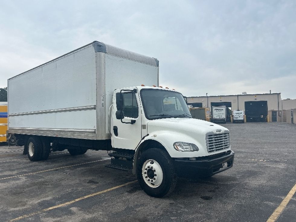 Medium Duty Box Truck-Light and Medium Duty Trucks-Freightliner-2019-M2-West Columbia-SC-181,129\n\t\tmiles-$ 52,000 - Image 1