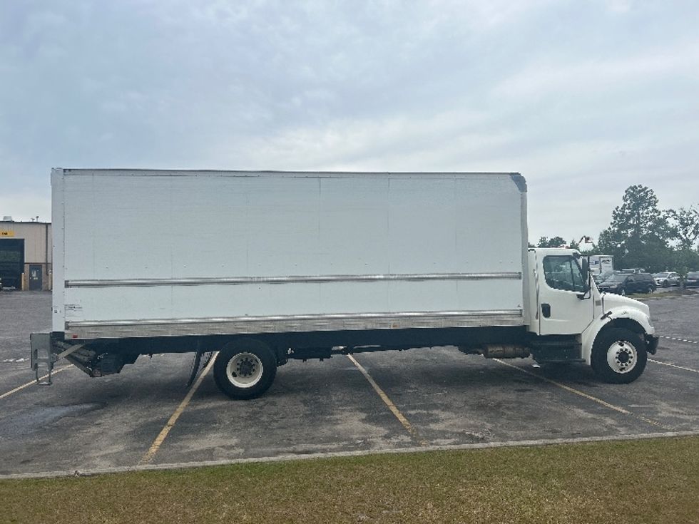 Medium Duty Box Truck-Light and Medium Duty Trucks-Freightliner-2019-M2-West Columbia-SC-181,129\n\t\tmiles-$ 52,000 - Image 15