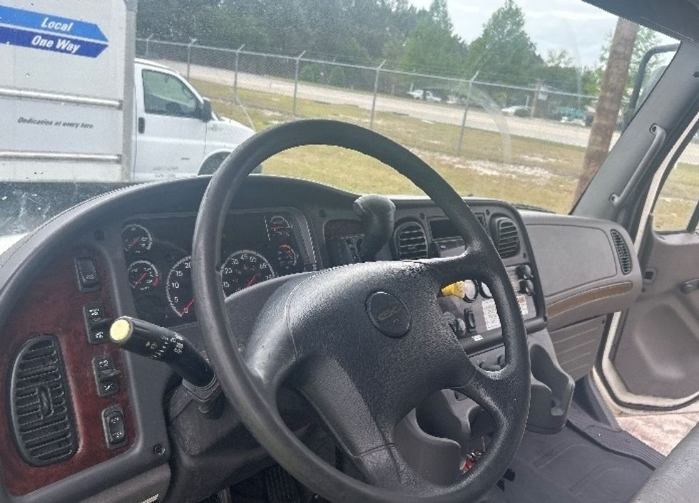 Medium Duty Box Truck-Light and Medium Duty Trucks-Freightliner-2019-M2-West Columbia-SC-181,129\n\t\tmiles-$ 52,000 - Image 17