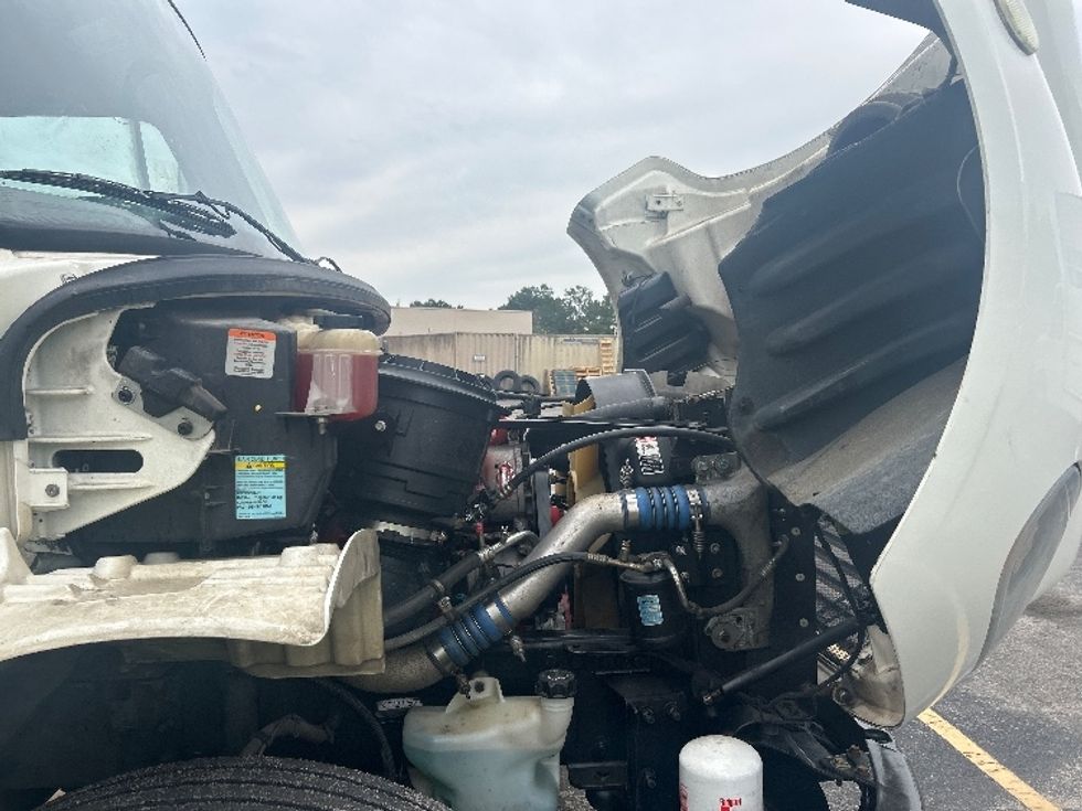 Medium Duty Box Truck-Light and Medium Duty Trucks-Freightliner-2019-M2-West Columbia-SC-181,129\n\t\tmiles-$ 52,000 - Image 23