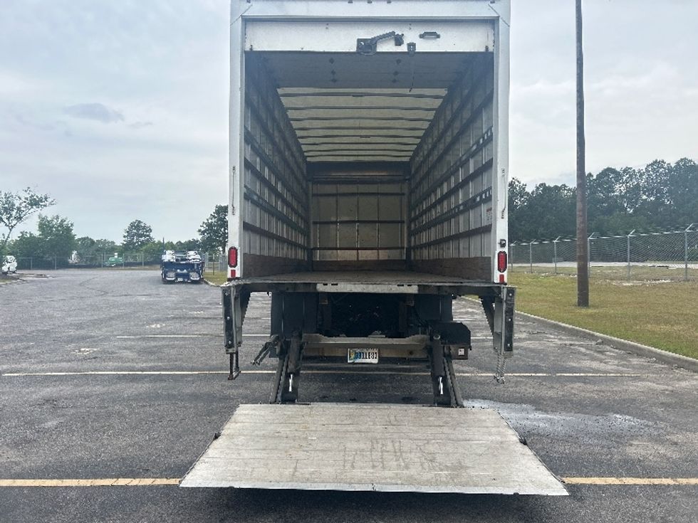 Medium Duty Box Truck-Light and Medium Duty Trucks-Freightliner-2019-M2-West Columbia-SC-181,129\n\t\tmiles-$ 52,000 - Image 9