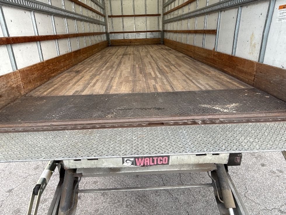 Medium Duty Box Truck-Light and Medium Duty Trucks-Freightliner-2019-M2-West Columbia-SC-181,810\n\t\tmiles-$ 51,750 - Image 10