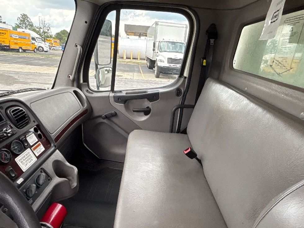 Medium Duty Box Truck-Light and Medium Duty Trucks-Freightliner-2019-M2-West Columbia-SC-181,810\n\t\tmiles-$ 51,750 - Image 19