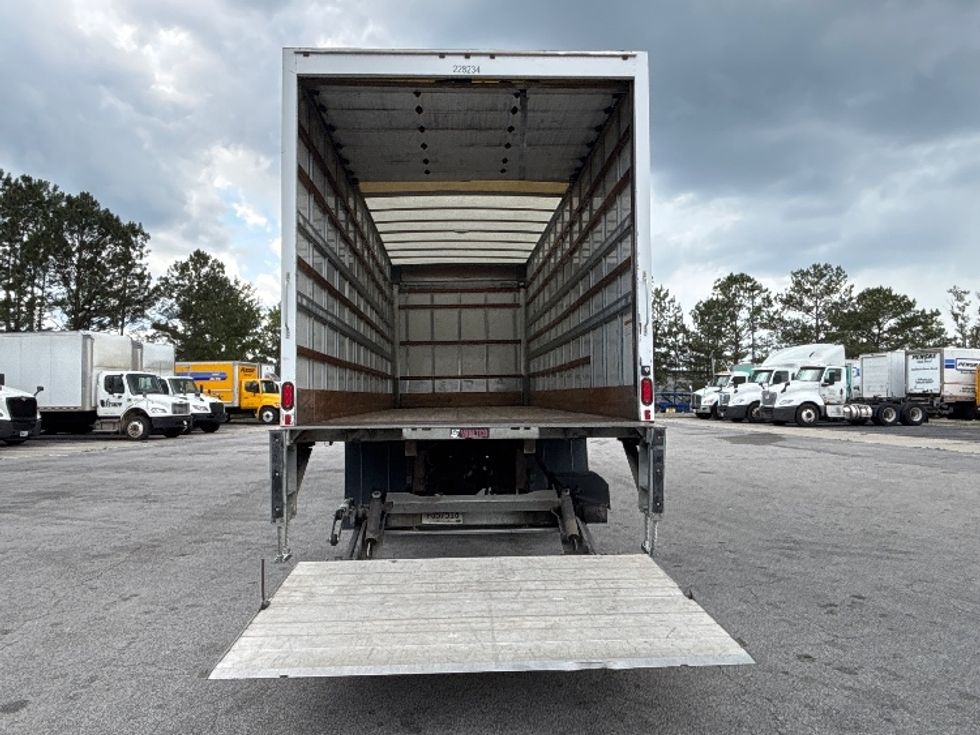 Medium Duty Box Truck-Light and Medium Duty Trucks-Freightliner-2019-M2-West Columbia-SC-181,810\n\t\tmiles-$ 51,750 - Image 9