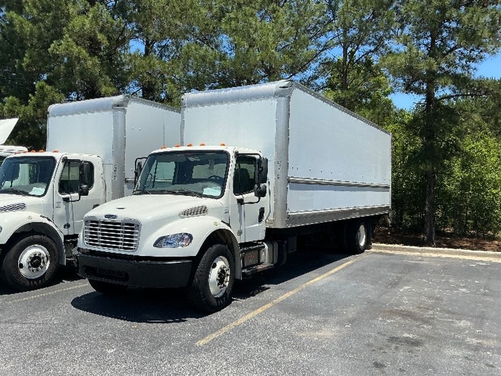 Medium Duty Box Truck-Light and Medium Duty Trucks-Freightliner-2019-M2-West Columbia-SC-207,141\n\t\tmiles-$ 48,000 - Image 3