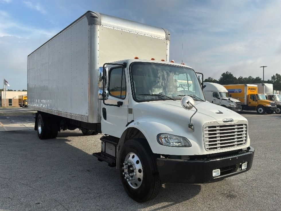 Medium Duty Box Truck-Light and Medium Duty Trucks-Freightliner-2019-M2-West Columbia-SC-237,666\n\t\tmiles-$ 39,750 - Image 1