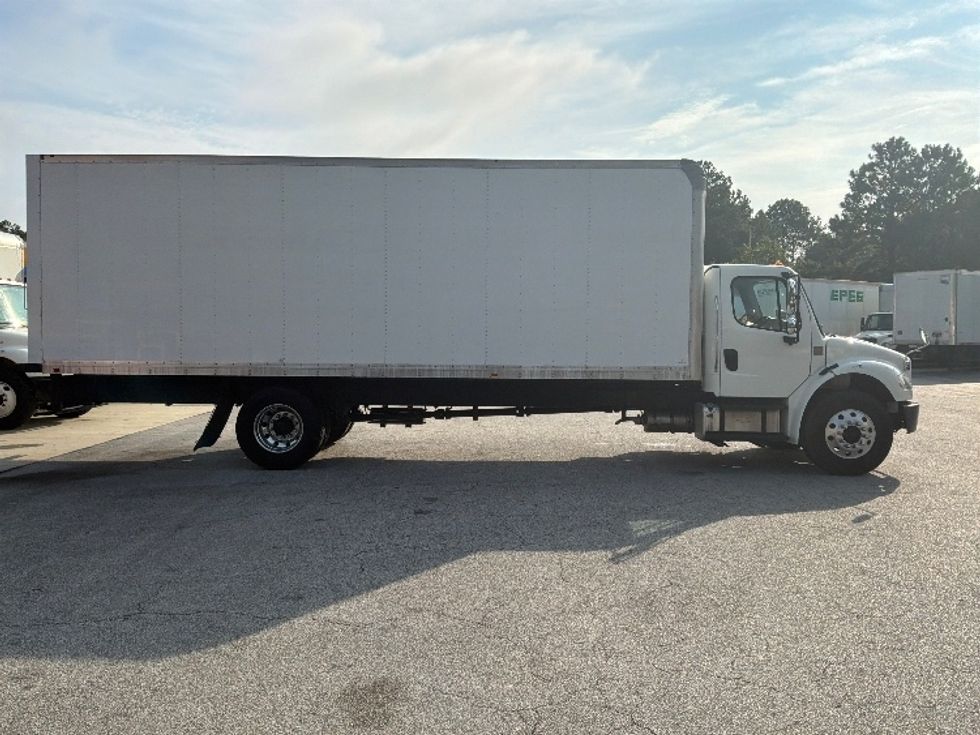 Medium Duty Box Truck-Light and Medium Duty Trucks-Freightliner-2019-M2-West Columbia-SC-237,666\n\t\tmiles-$ 39,750 - Image 14