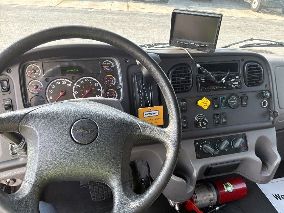 Medium Duty Box Truck-Light and Medium Duty Trucks-Freightliner-2019-M2-West Columbia-SC-237,666\n\t\tmiles-$ 39,750 - Image 17