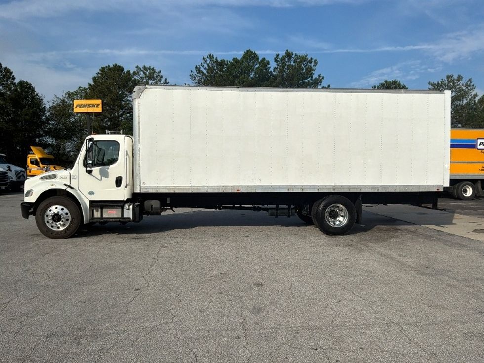 Medium Duty Box Truck-Light and Medium Duty Trucks-Freightliner-2019-M2-West Columbia-SC-237,666\n\t\tmiles-$ 39,750 - Image 4