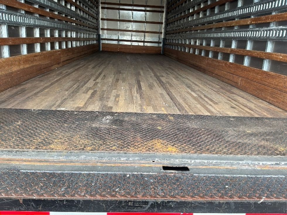 Medium Duty Box Truck-Light and Medium Duty Trucks-Freightliner-2019-M2-West Columbia-SC-240,048\n\t\tmiles-$ 38,750 - Image 9