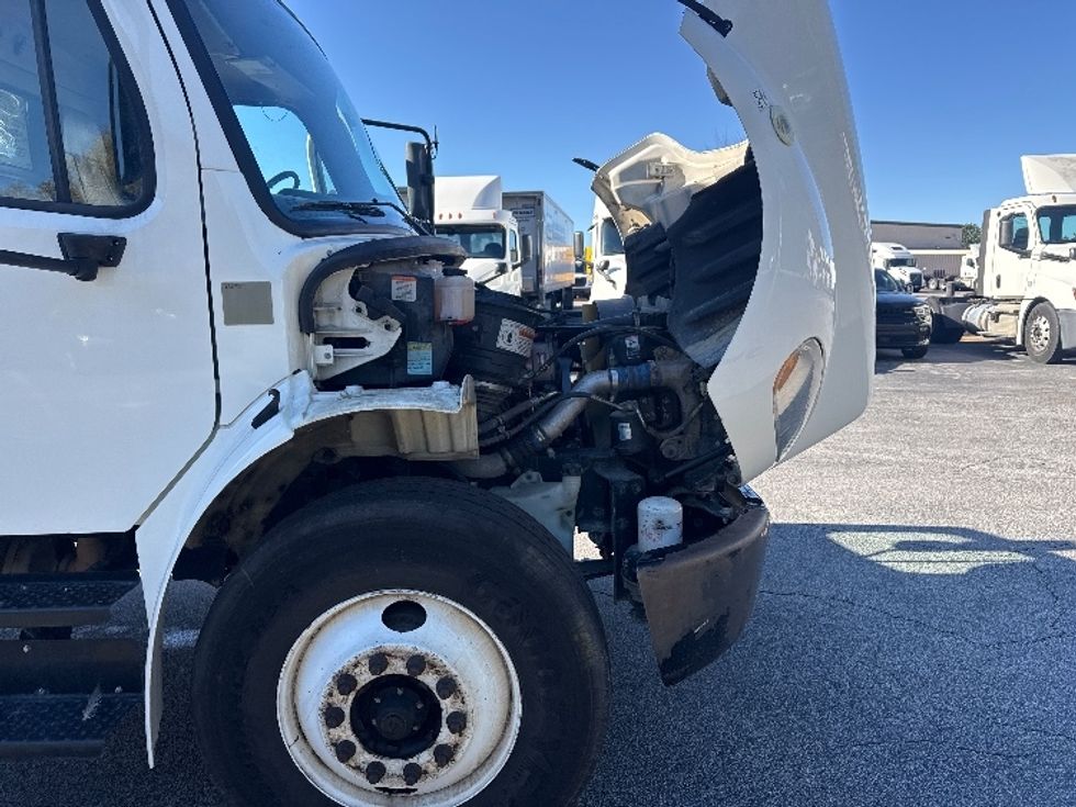 Medium Duty Box Truck-Light and Medium Duty Trucks-Freightliner-2019-M2-West Columbia-SC-309,299\n\t\tmiles-$ 30,250 - Image 22