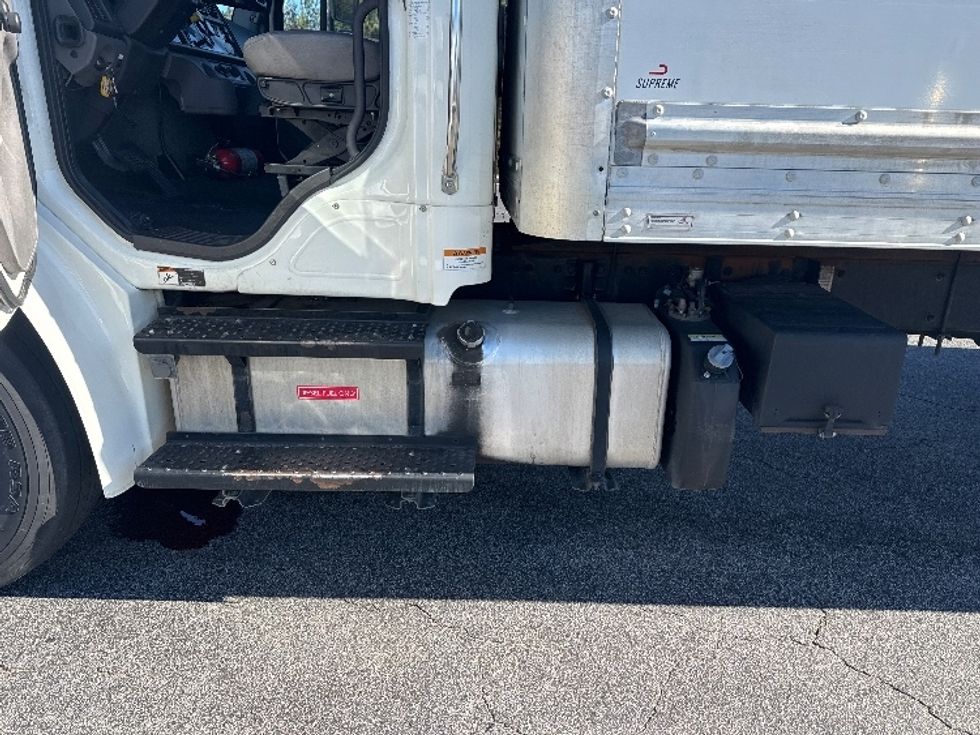 Medium Duty Box Truck-Light and Medium Duty Trucks-Freightliner-2019-M2-West Columbia-SC-309,299\n\t\tmiles-$ 30,250 - Image 24
