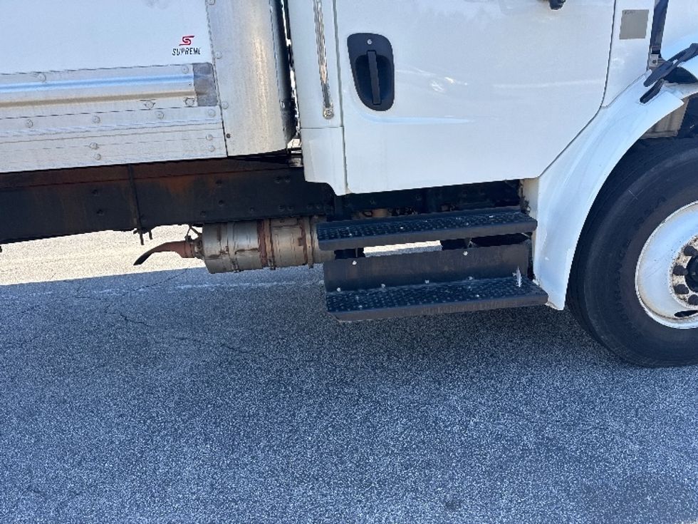 Medium Duty Box Truck-Light and Medium Duty Trucks-Freightliner-2019-M2-West Columbia-SC-309,299\n\t\tmiles-$ 30,250 - Image 25