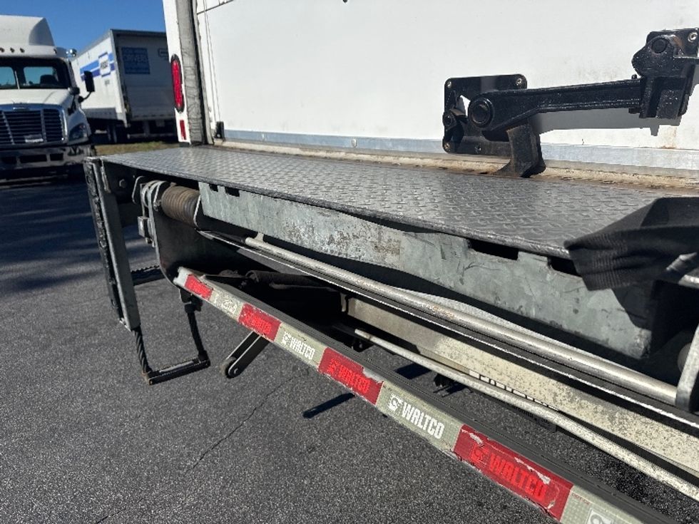Medium Duty Box Truck-Light and Medium Duty Trucks-Freightliner-2019-M2-West Columbia-SC-309,299\n\t\tmiles-$ 30,250 - Image 27