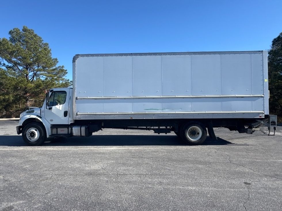 Medium Duty Box Truck-Light and Medium Duty Trucks-Freightliner-2019-M2-West Columbia-SC-309,299\n\t\tmiles-$ 30,250 - Image 4