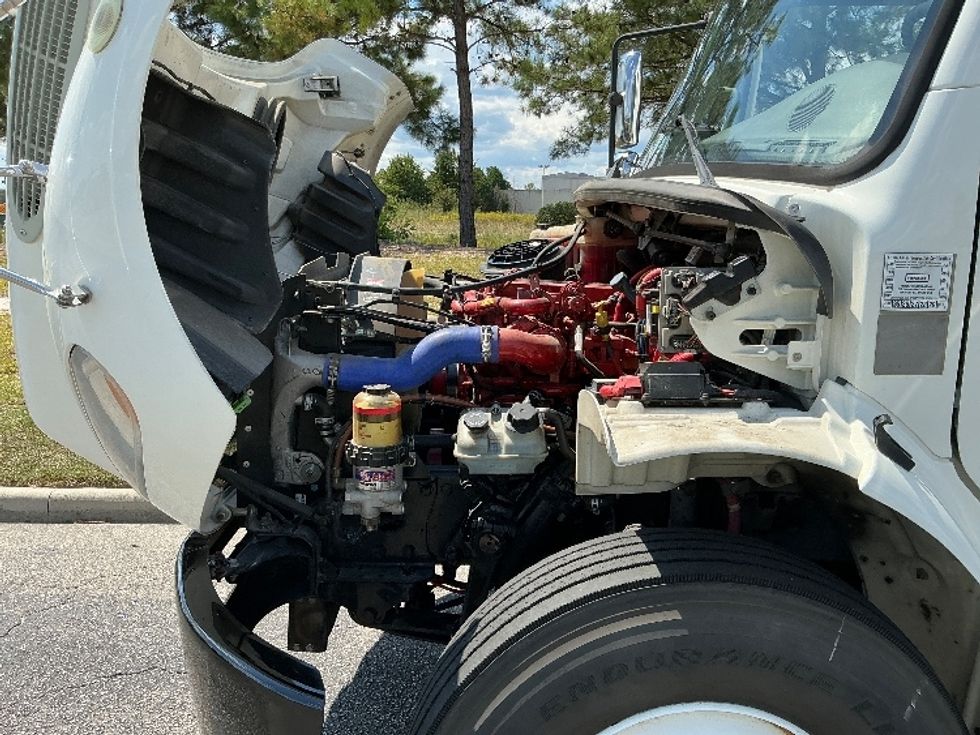 Medium Duty Box Truck-Light and Medium Duty Trucks-Freightliner-2019-M2-West Columbia-SC-84,696\n\t\tmiles-$ 60,250 - Image 24