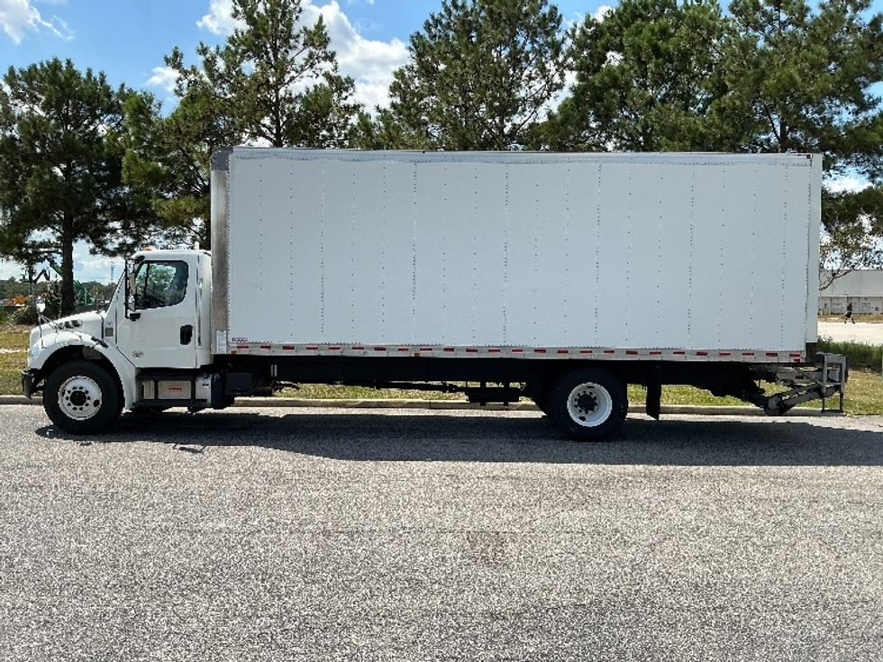 Medium Duty Box Truck-Light and Medium Duty Trucks-Freightliner-2019-M2-West Columbia-SC-84,696\n\t\tmiles-$ 60,250 - Image 4