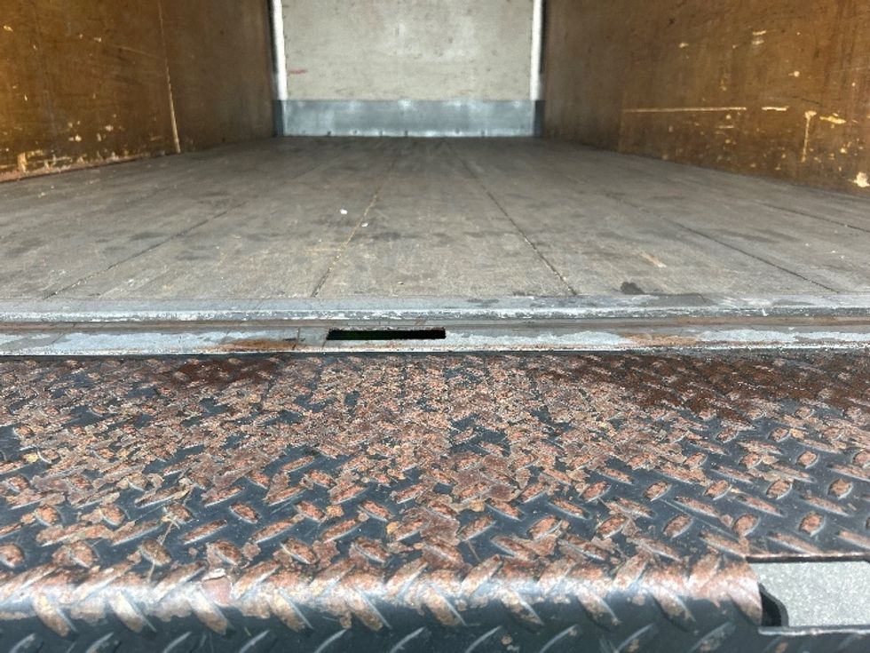 Medium Duty Box Truck-Light and Medium Duty Trucks-Freightliner-2019-M2-West Sacramento-CA-122,803\n\t\tmiles-$ 49,500 - Image 9