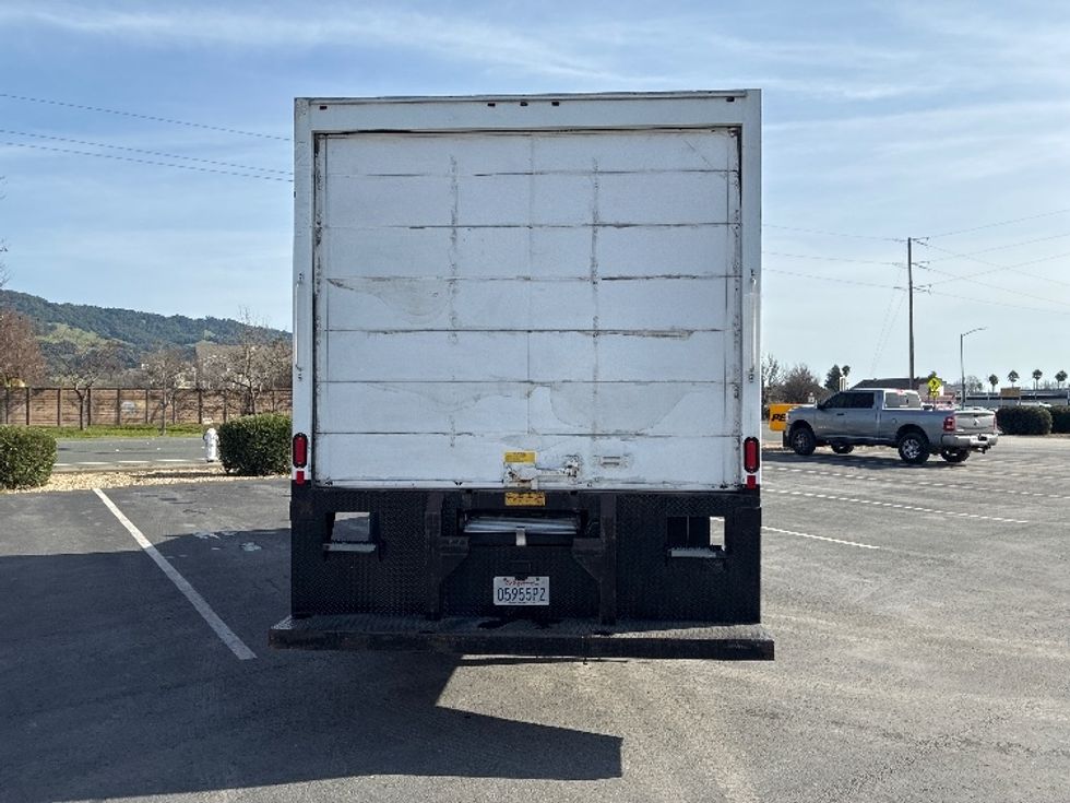 Medium Duty Box Truck-Light and Medium Duty Trucks-Freightliner-2019-M2-West Sacramento-CA-124,180\n\t\tmiles-$ 40,500 - Image 7