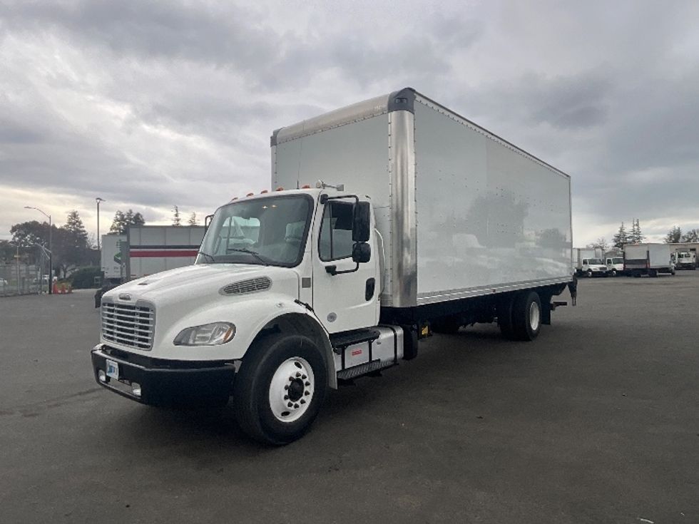 Medium Duty Box Truck-Light and Medium Duty Trucks-Freightliner-2019-M2-West Sacramento-CA-143,096\n\t\tmiles-$ 57,250 - Image 3
