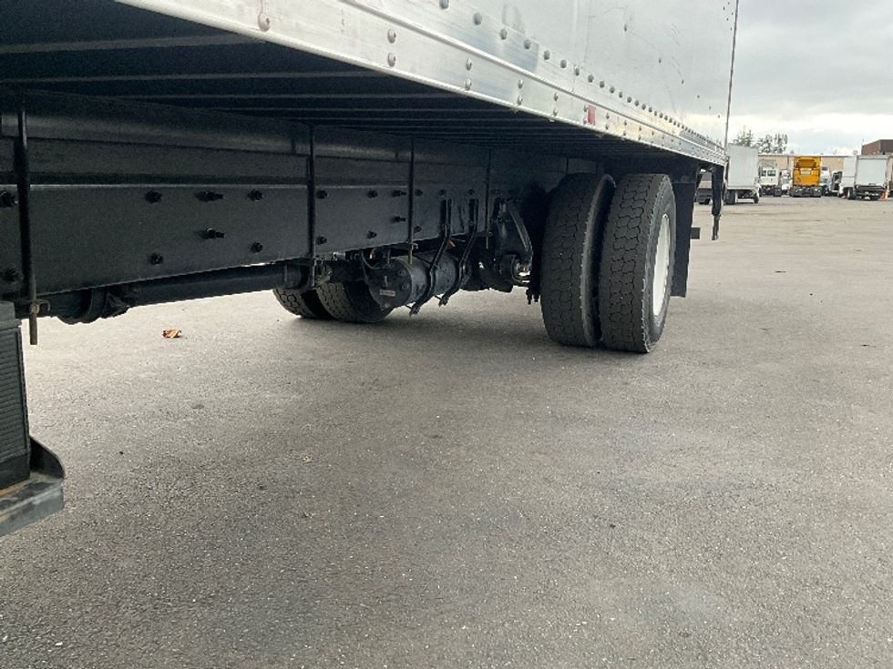 Medium Duty Box Truck-Light and Medium Duty Trucks-Freightliner-2019-M2-West Sacramento-CA-143,096\n\t\tmiles-$ 57,250 - Image 5
