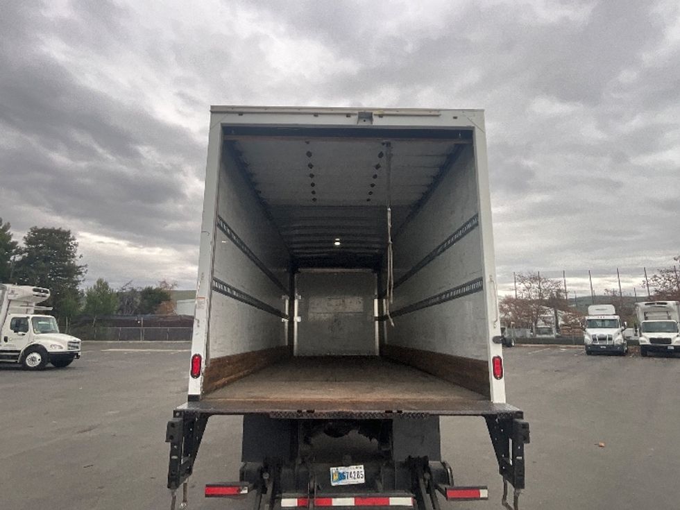 Medium Duty Box Truck-Light and Medium Duty Trucks-Freightliner-2019-M2-West Sacramento-CA-143,096\n\t\tmiles-$ 57,250 - Image 8