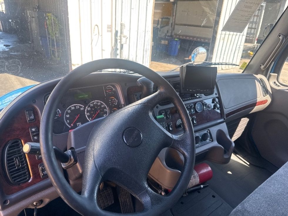 Medium Duty Box Truck-Light and Medium Duty Trucks-Freightliner-2019-M2-West Sacramento-CA-146,846\n\t\tmiles-$ 56,750 - Image 17