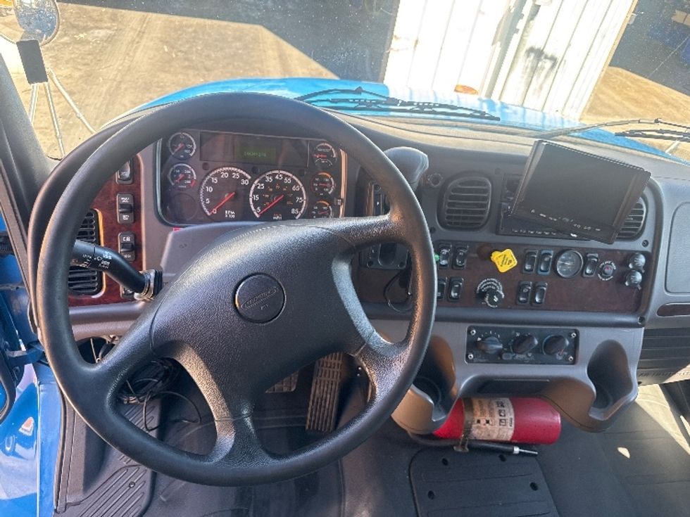 Medium Duty Box Truck-Light and Medium Duty Trucks-Freightliner-2019-M2-West Sacramento-CA-146,846\n\t\tmiles-$ 56,750 - Image 18