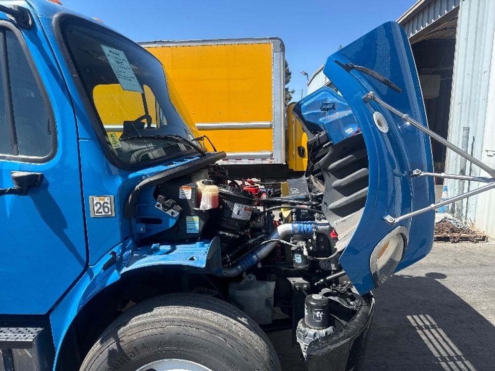 Medium Duty Box Truck-Light and Medium Duty Trucks-Freightliner-2019-M2-West Sacramento-CA-146,846\n\t\tmiles-$ 56,750 - Image 23
