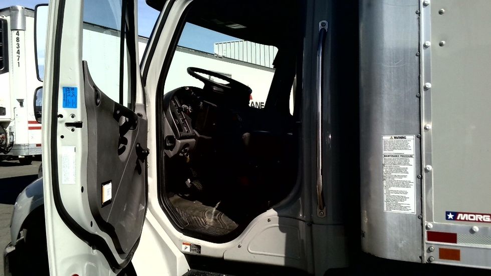 Medium Duty Box Truck-Light and Medium Duty Trucks-Freightliner-2019-M2-West Sacramento-CA-163,209\n\t\tmiles-$ 50,500 - Image 16