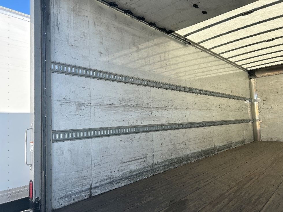 Medium Duty Box Truck-Light and Medium Duty Trucks-Freightliner-2019-M2-West Sacramento-CA-163,209\n\t\tmiles-$ 50,500 - Image 11