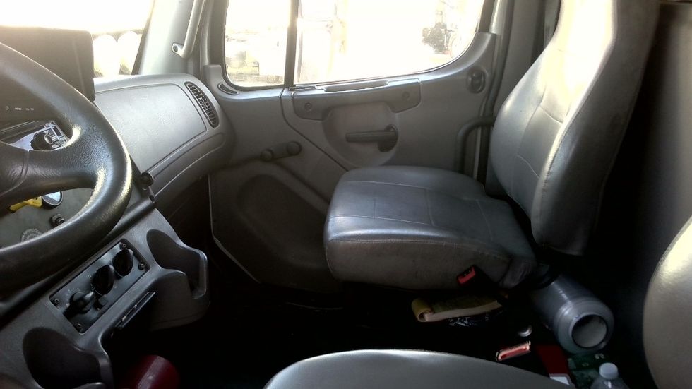 Medium Duty Box Truck-Light and Medium Duty Trucks-Freightliner-2019-M2-West Sacramento-CA-163,209\n\t\tmiles-$ 50,500 - Image 19