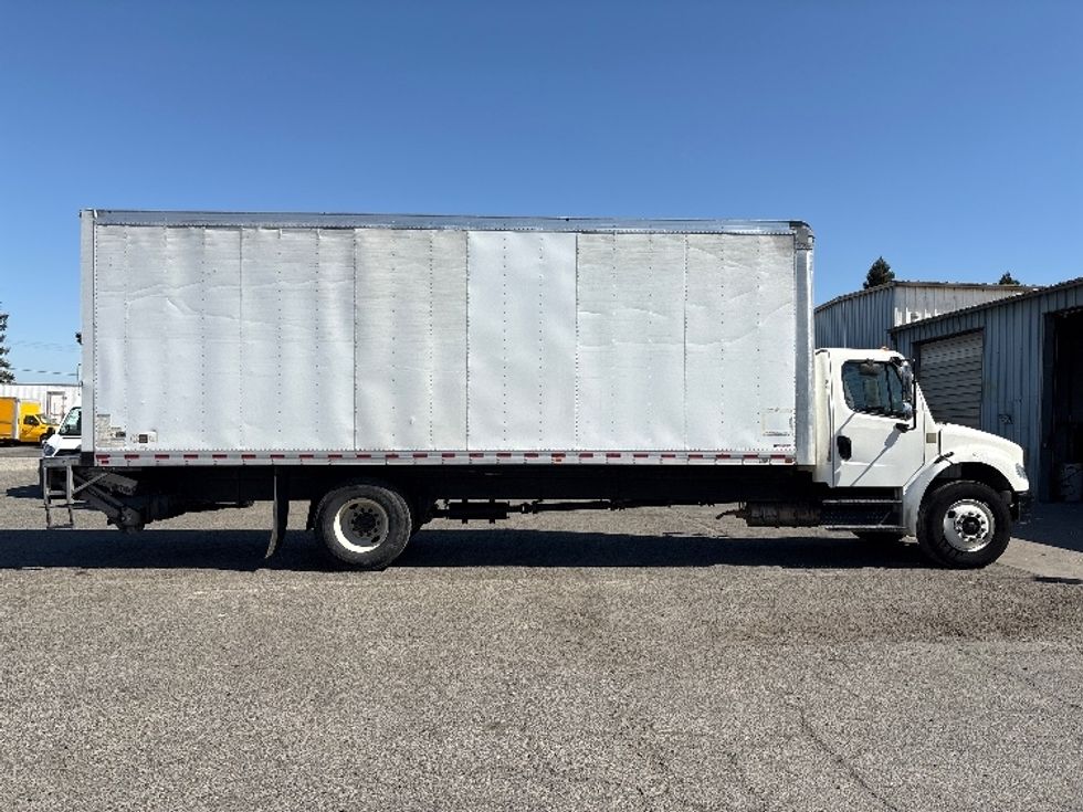 Medium Duty Box Truck-Light and Medium Duty Trucks-Freightliner-2019-M2-West Sacramento-CA-187,848\n\t\tmiles-$ 45,750 - Image 15